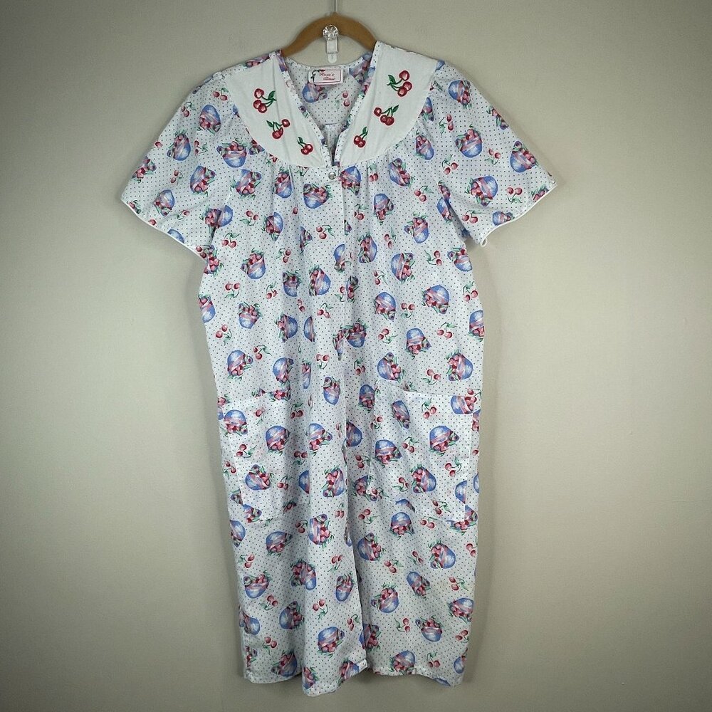 Vintage Rosa's Closet Caftan Dress Medium Bowl Of Cherries Grannycore Snap Front